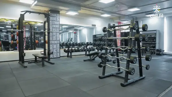 center 830 image 4c50223b e0a3 4f33 baa6 38bb66d6ef24